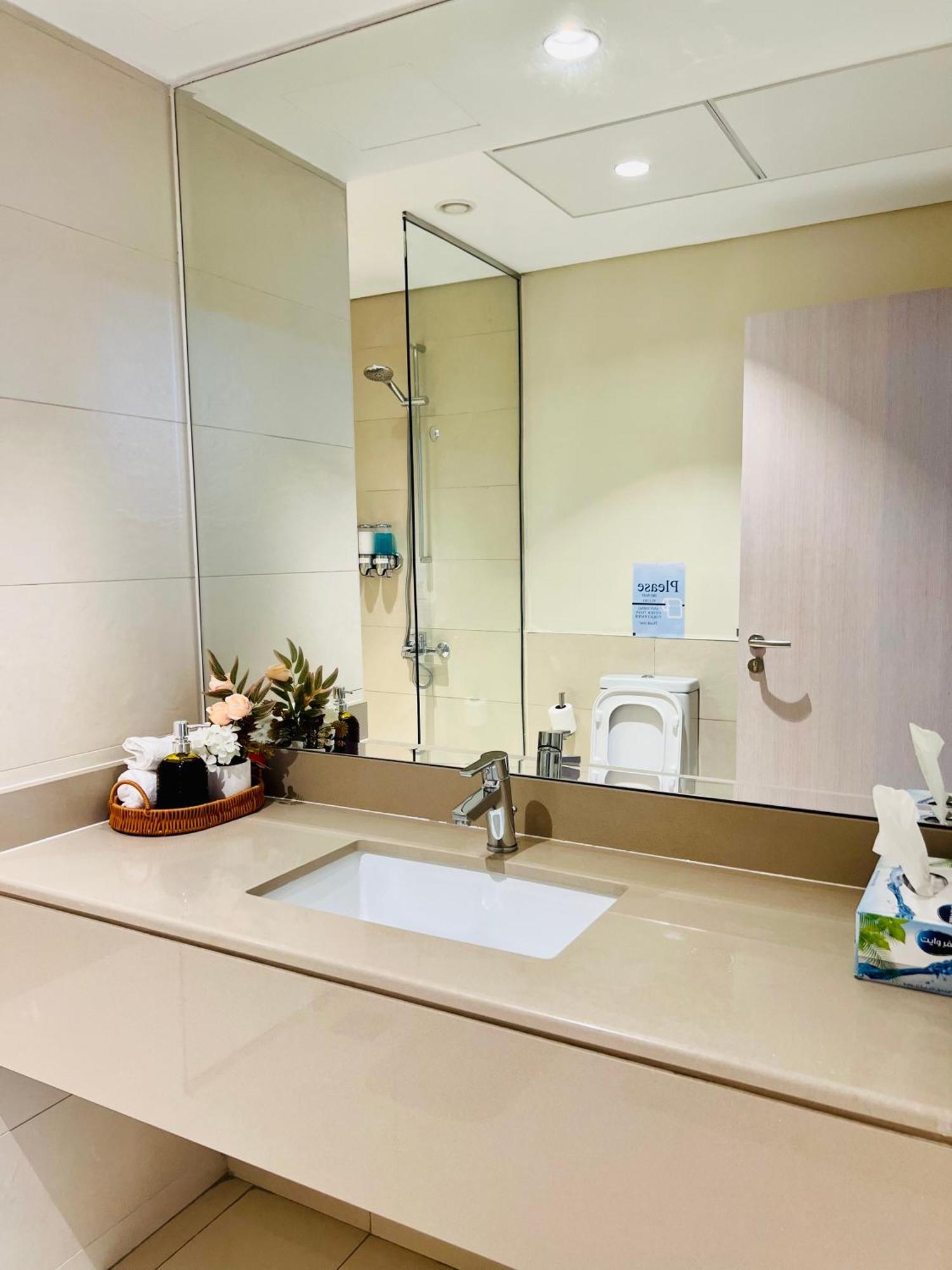 Yas Island 1br Balcony Near Sea World,etihad Arena * Abu Dhabi
