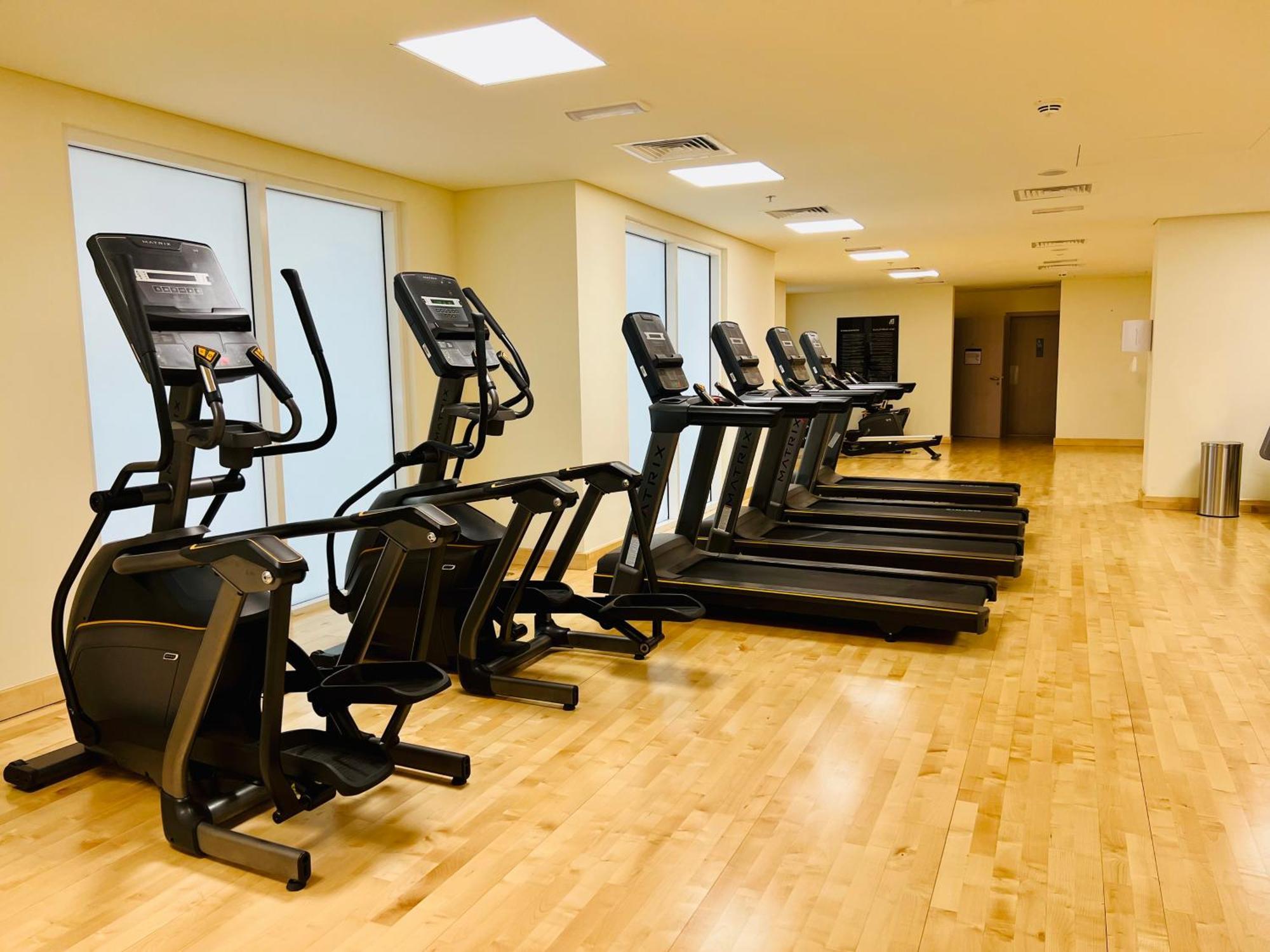 Apartment Yas Island 1br Balcony Near Sea World,etihad Arena *