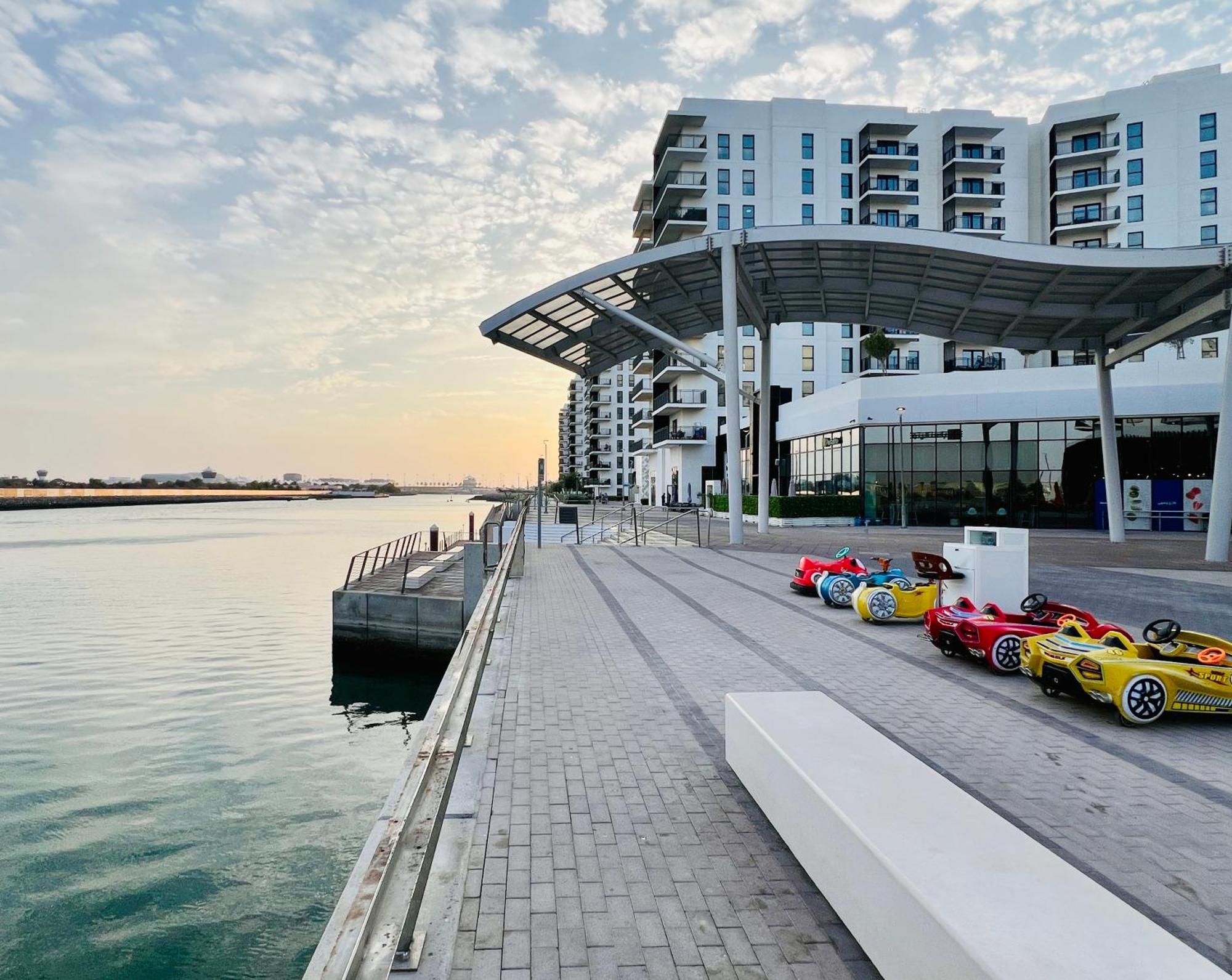 Yas Island 1br Balcony Near Sea World,etihad Arena Apartment